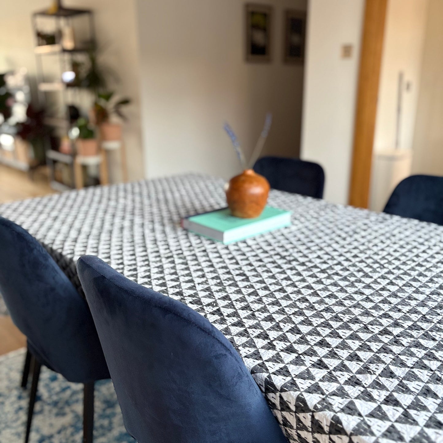 Tablecloth - Monochrome Elegance