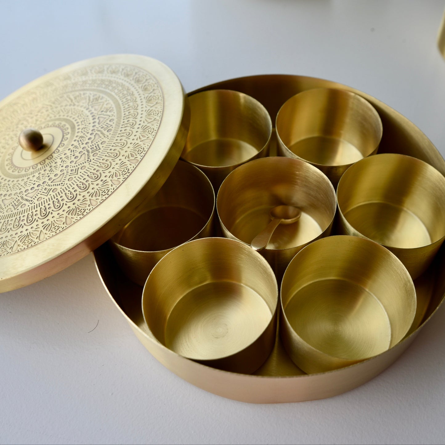 Spice Box - Classic 8"