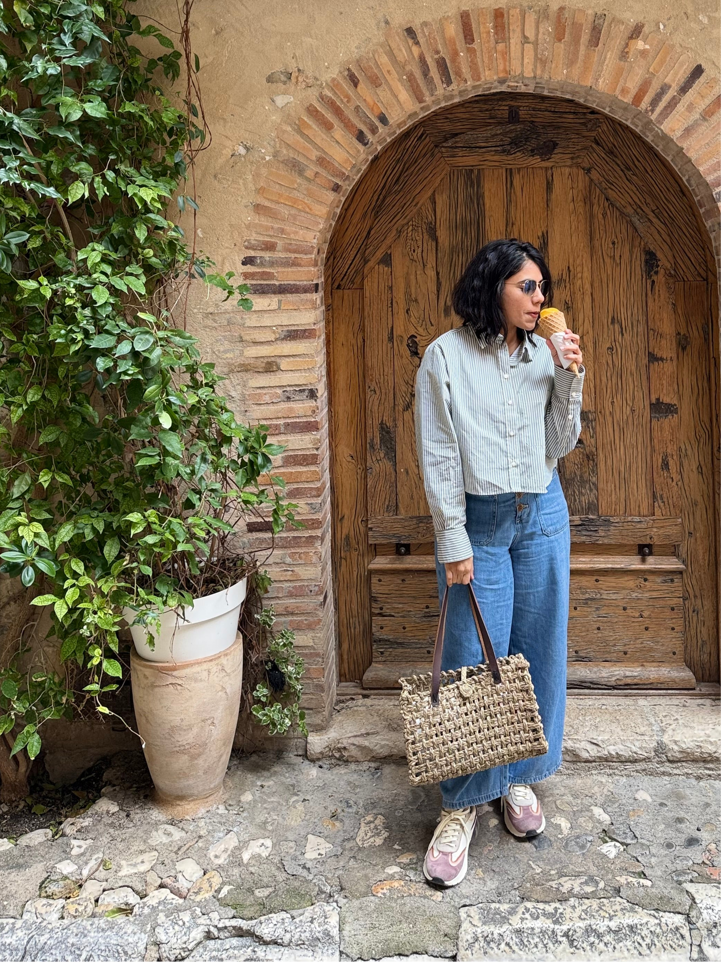 Natural Beige summer tote bag – handcrafted, handwoven ecofriendly mesh shoulder bag by Vaarsa London